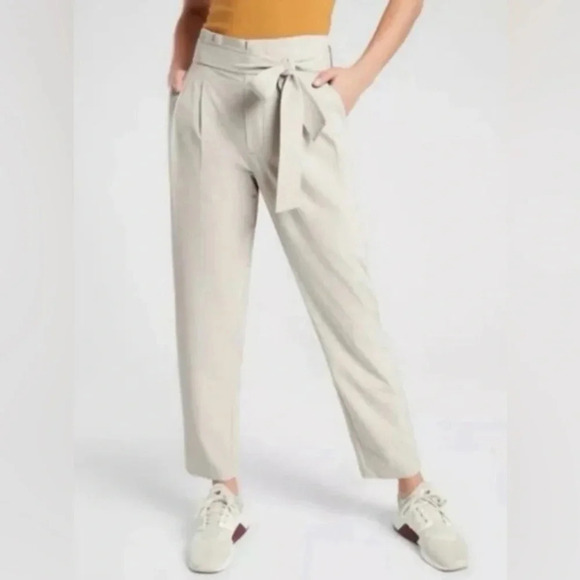 Athleta Pants - Athleta Skyline II Light Kahki Cream Paperbag Waistband Pants- 6